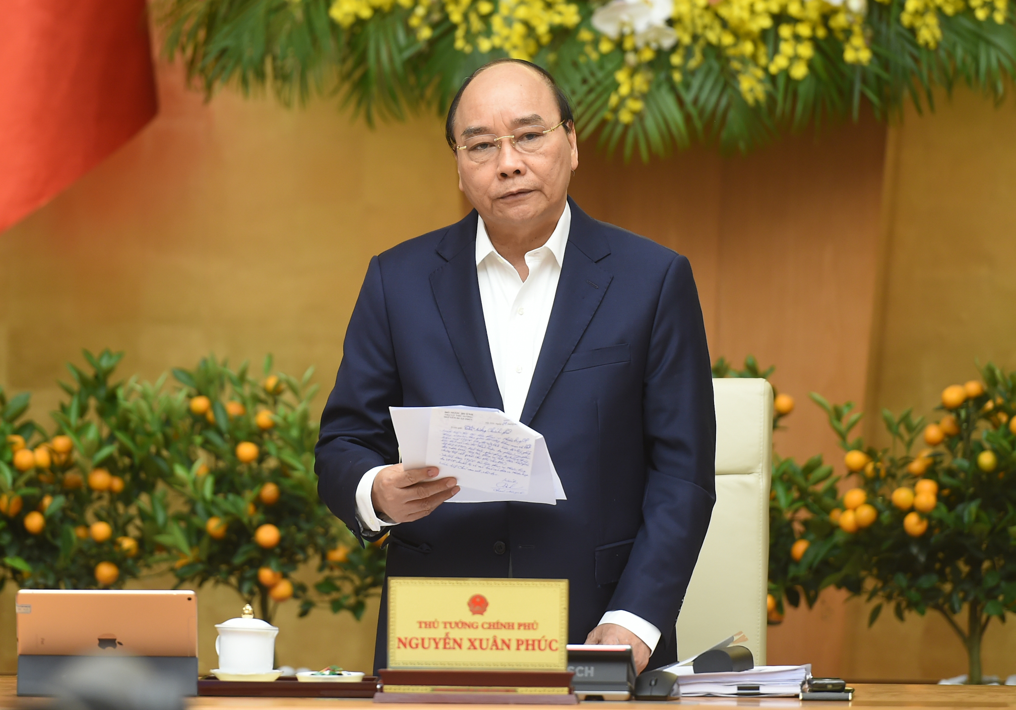 Thủ tướng Nguyễn Xuân Phúc: Sớm đưa vaccine ngừa COVID-19 đến người dân trong quý I này 
