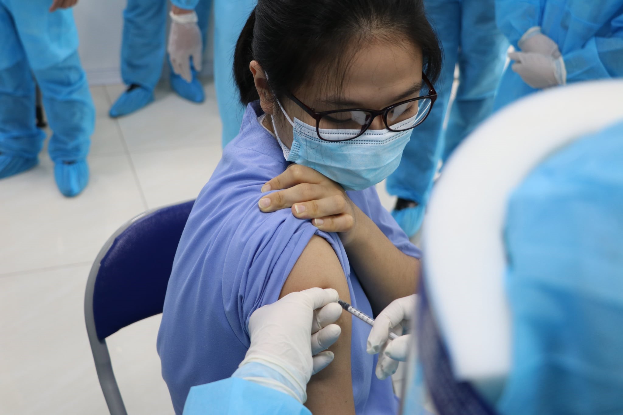 Hơn 55.000 người Việt tiêm chủng vaccine COVID-19 an toàn - Tin liên